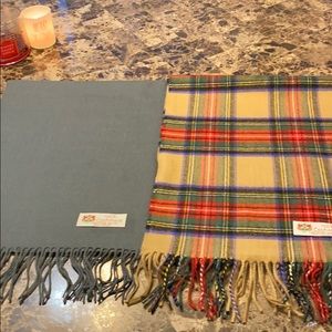 100% cashmere scarves bundle